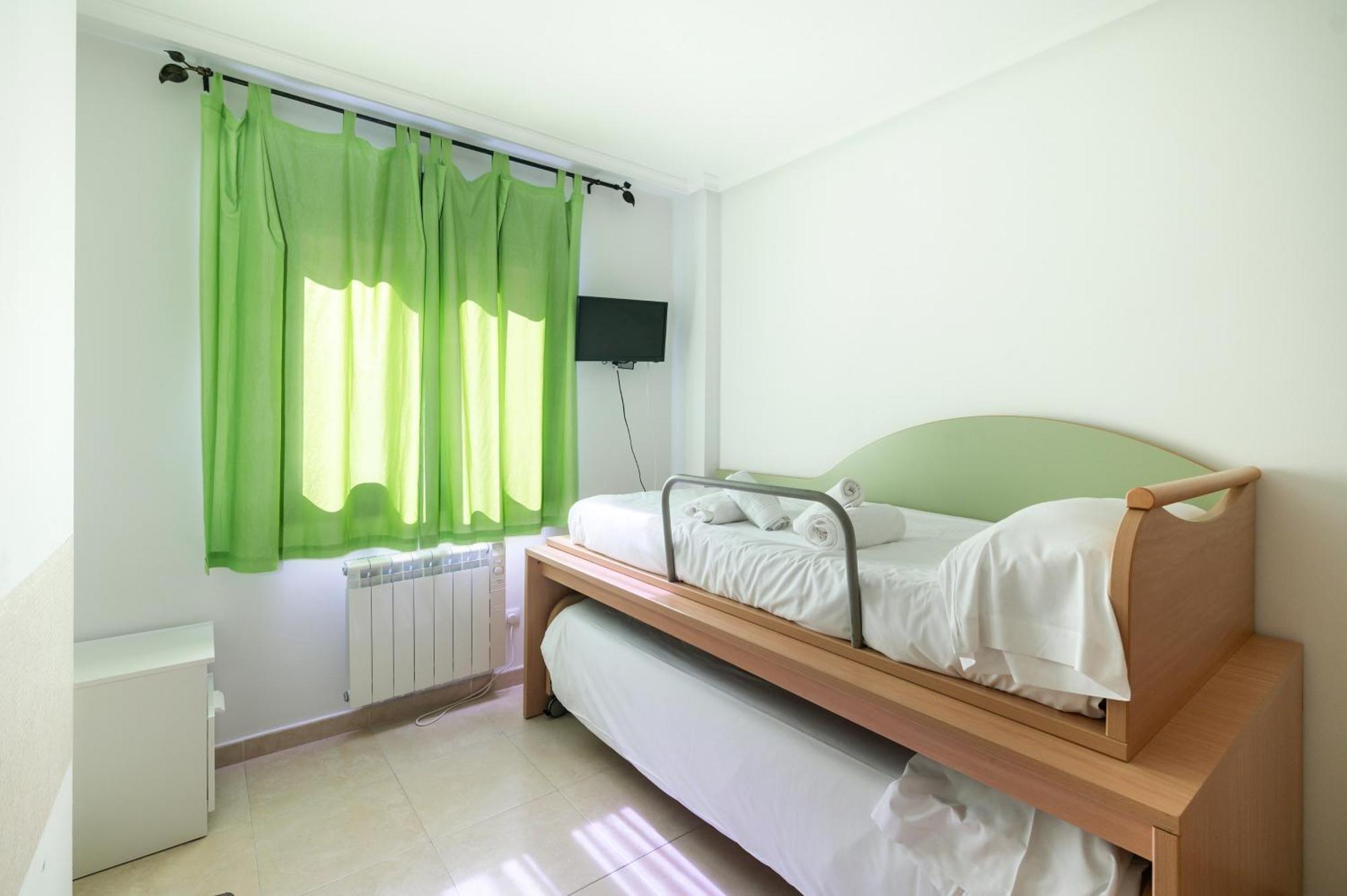 Mar Y Montana, Apartamento Con Piscina, Playa A 3 Km Vut-3945-As リャネス エクステリア 写真